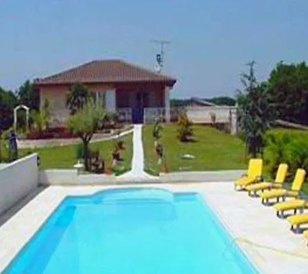 Paradise-location-maison Hotel Montaigu-de-Quercy